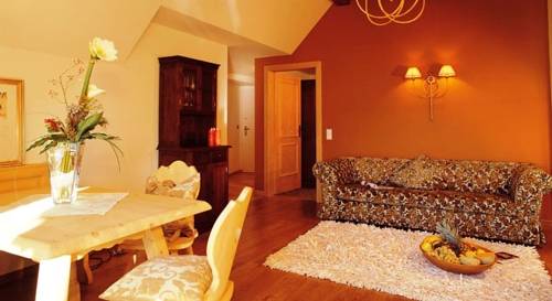 Imagen de la habitación del Hotel Finkennest, Merano. Foto 9
