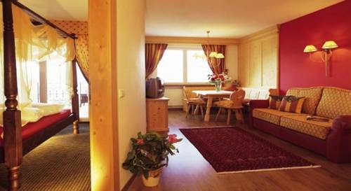 Imagen de la habitación del Hotel Finkennest, Merano. Foto 16