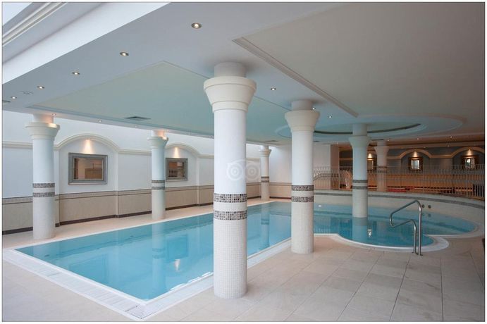 Imagen de la piscina del Hotel Finkennest, Schenna - Scena. Foto 9