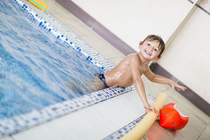 Imagen de la piscina del Hotel Finkennest, Schenna - Scena. Foto 14