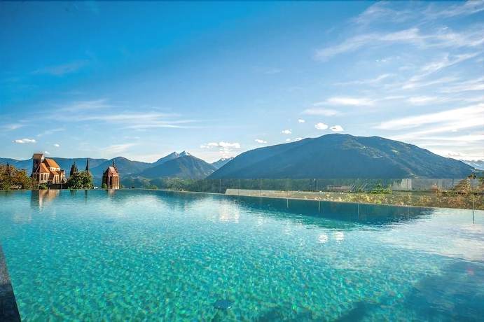Imagen de la piscina del Hotel Finkennest, Schenna - Scena. Foto 16