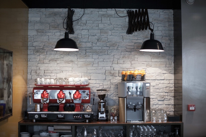 Imagen del bar/restaurante del Hotel Finn, Almere. Foto 3