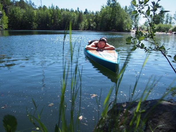 Imagen de la piscina del Hotel FinnDome- Glamping. Foto 16