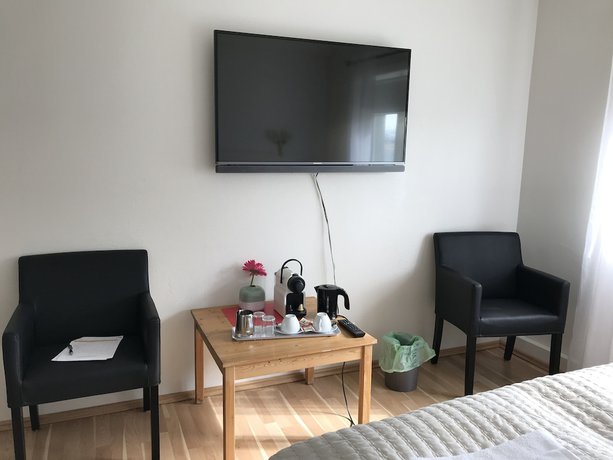 Imagen de la habitación del Hotel Finna. Foto 7