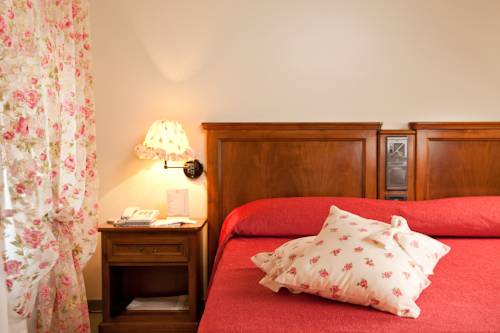 Imagen de la habitación del Hotel Fior. Foto 15