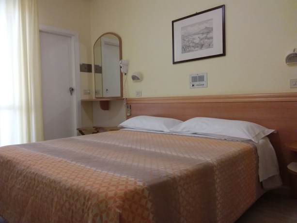Imagen de la habitación del Hotel Fior di Pino. Foto 17