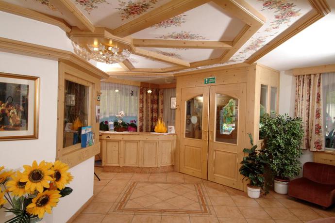 Imagen de los interiores del Hotel Fiordaliso, Canazei. Foto 12