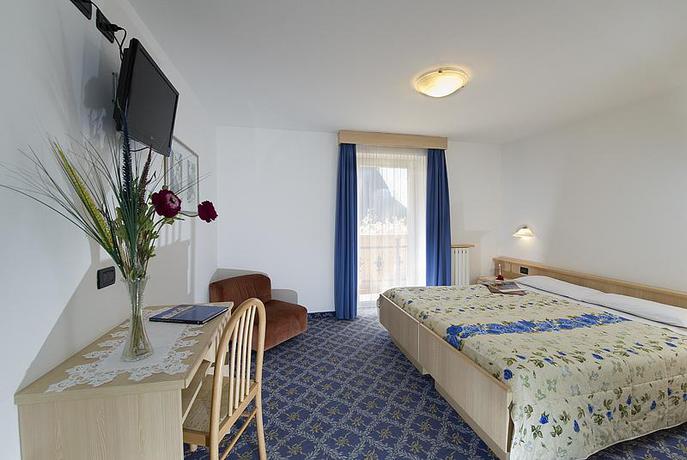 Imagen de la habitación del Hotel Fiordaliso, Canazei. Foto 9