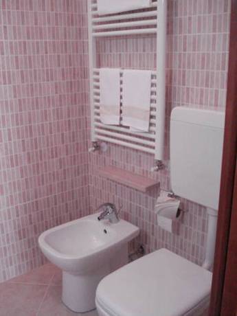 Imagen de la habitación del Hotel Fiordaliso, Sirmione. Foto 4