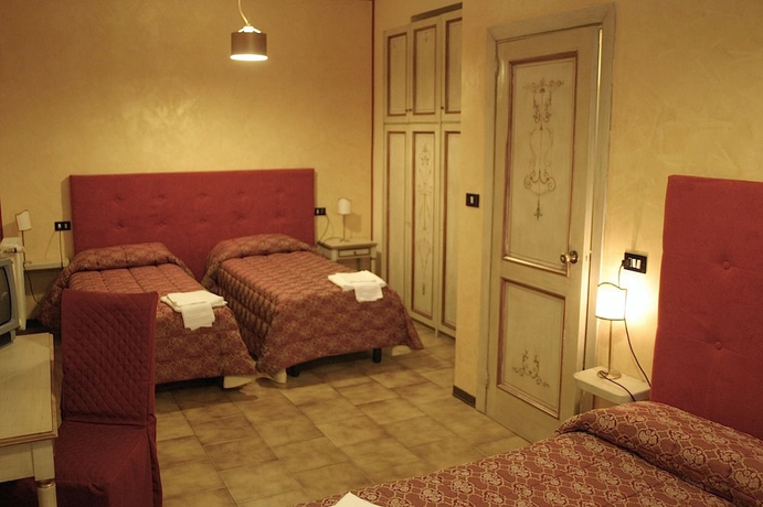 Imagen de la habitación del Hotel Fiordigigli. Foto 2