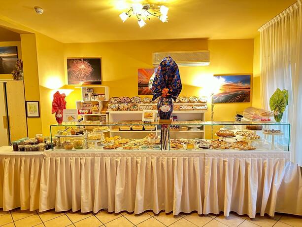 Imagen general del Hotel Fiorenza, Cervia. Foto 13