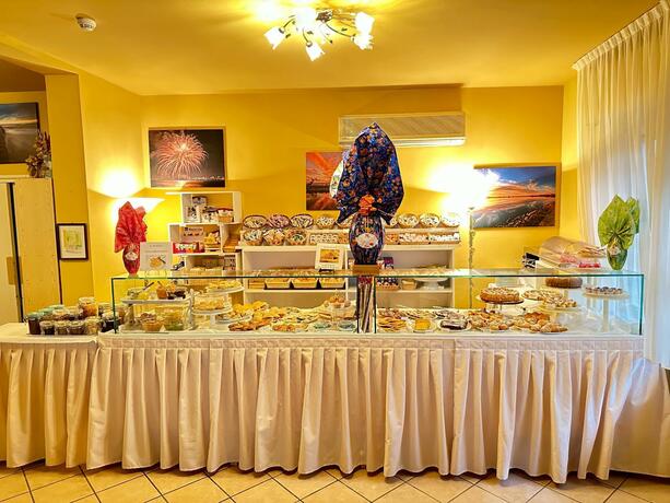 Imagen general del Hotel Fiorenza, Cervia. Foto 31