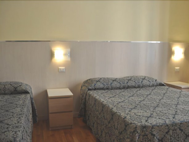 Imagen de la habitación del Hotel Fiorenza, Termini. Foto 10