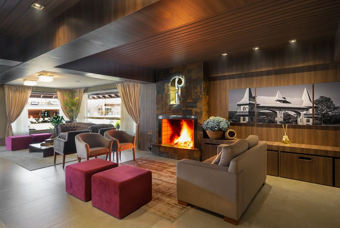 Imagen de los interiores del Hotel Fioreze Centro. Foto 14
