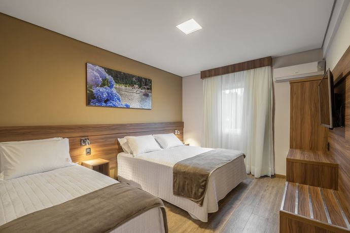 Imagen de la habitación del Hotel Fioreze Primo. Foto 4