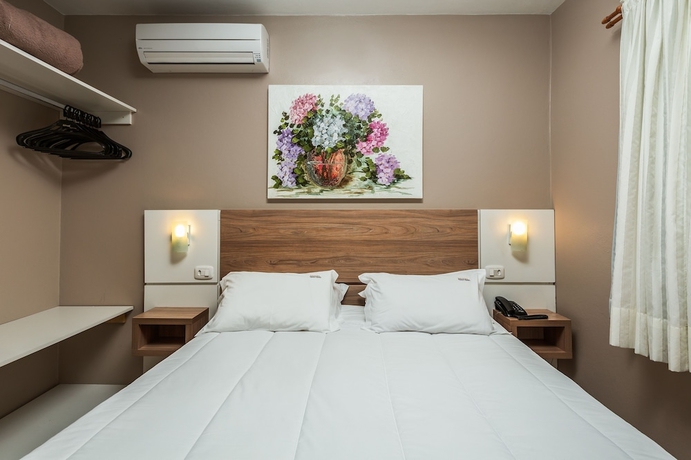 Imagen de la habitación del Hotel Fioreze Quero Quero. Foto 2