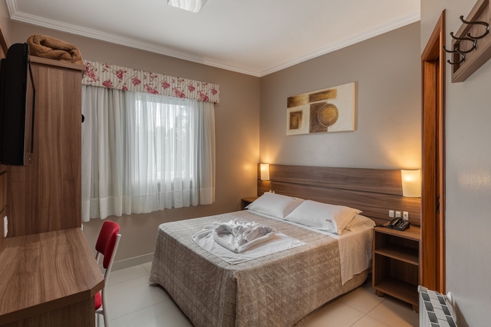 Imagen de la habitación del Hotel Fioreze Quero Quero. Foto 7