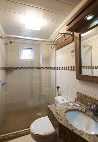 Imagen de la habitación del Hotel Fioreze Quero Quero. Foto 9