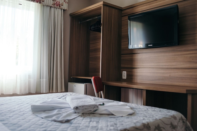 Imagen de la habitación del Hotel Fioreze Quero Quero. Foto 11