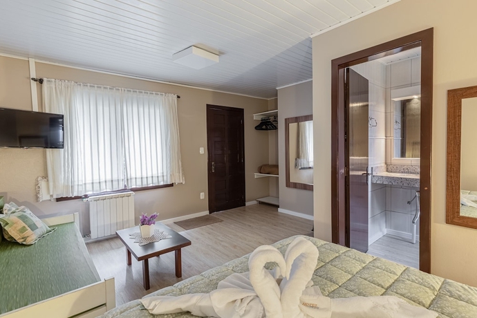 Imagen de la habitación del Hotel Fioreze Quero Quero. Foto 16