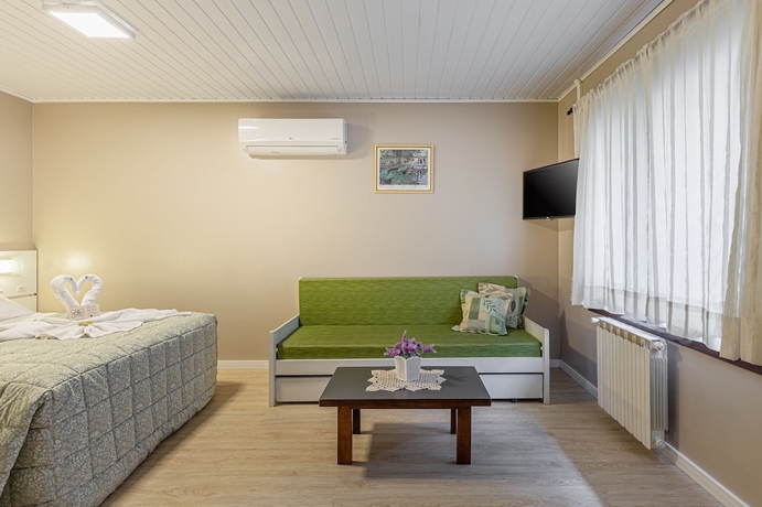 Imagen de la habitación del Hotel Fioreze Quero Quero. Foto 17