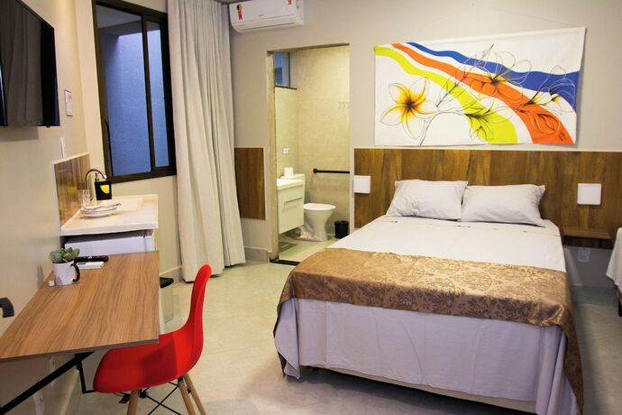 Imagen de la habitación del Hotel Fiori Su&iacute;tes. Foto 15