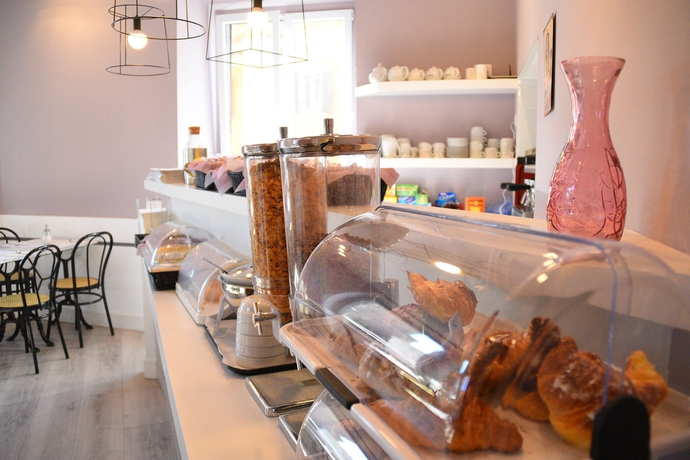 Imagen del bar/restaurante del Hotel Fiori, Via Nazionale. Foto 7