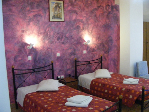 Imagen de la habitación del Hotel Fira Calm. Foto 3