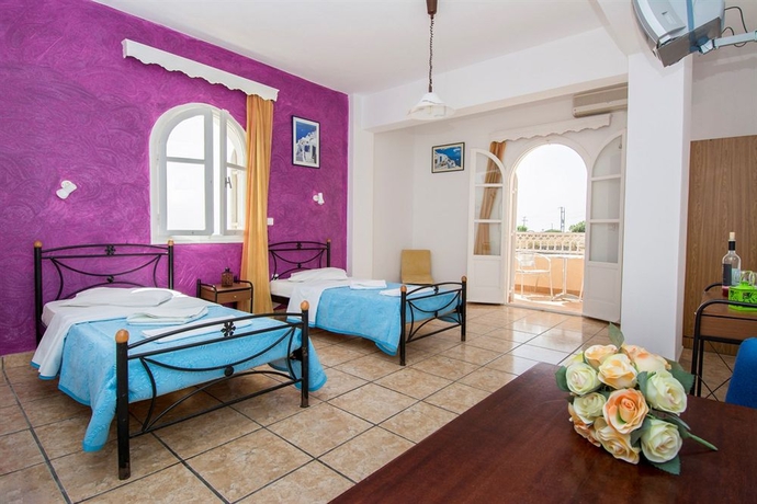 Imagen de la habitación del Hotel Fira Calm. Foto 9