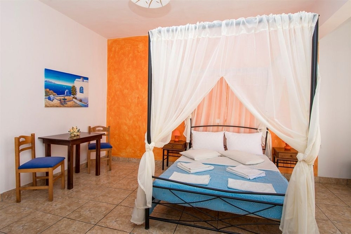 Imagen de la habitación del Hotel Fira Calm. Foto 10