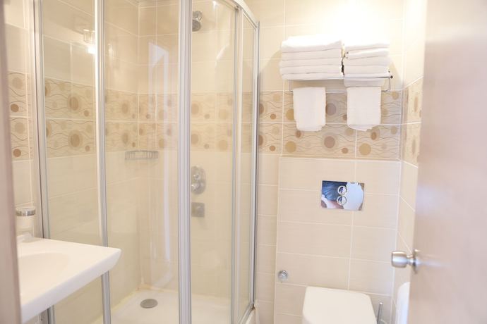Imagen de la habitación del Hotel Firat Mert. Foto 4
