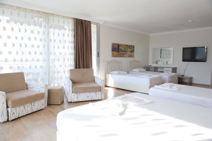 Imagen de la habitación del Hotel Firat Mert. Foto 7