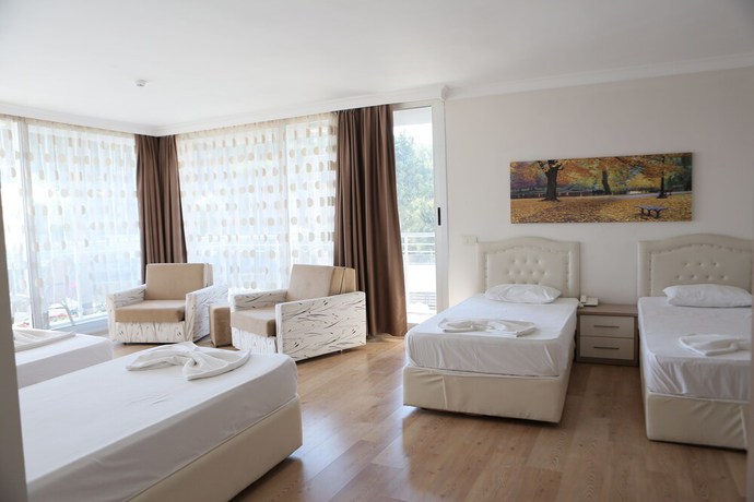 Imagen de la habitación del Hotel Firat Mert. Foto 9