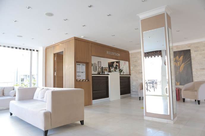 Imagen de los interiores del Hotel Firat Mert. Foto 20