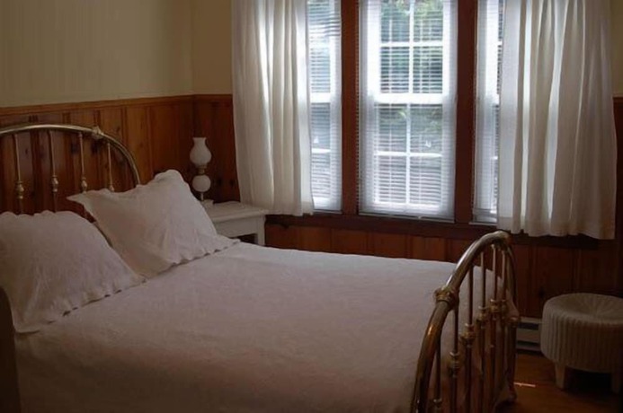 Imagen de la habitación del Hotel Fire Fly Resort. Foto 2
