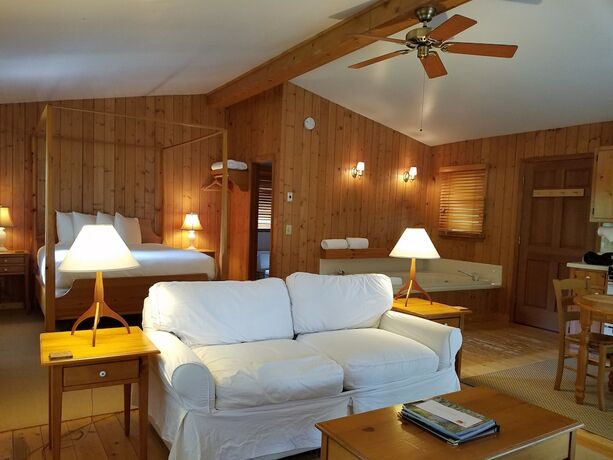 Imagen de la habitación del Hotel Fire Mountain. Foto 18