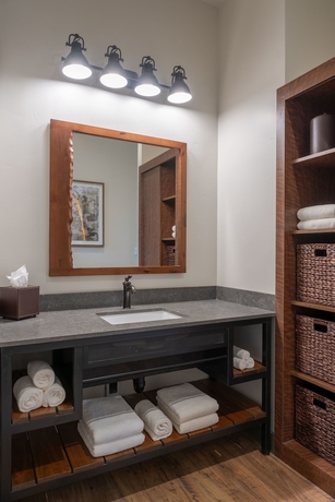 Imagen de la habitación del Hotel Firefall Ranch Yosemite. Foto 18