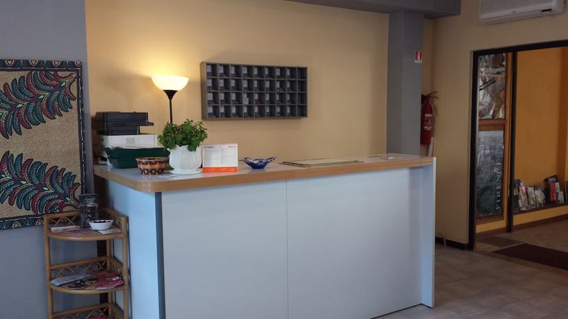 Imagen de los interiores del Hotel Firenze 2000. Foto 18