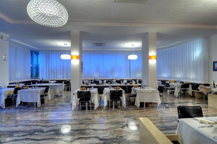 Imagen del bar/restaurante del Hotel Firenze, Bibione. Foto 4