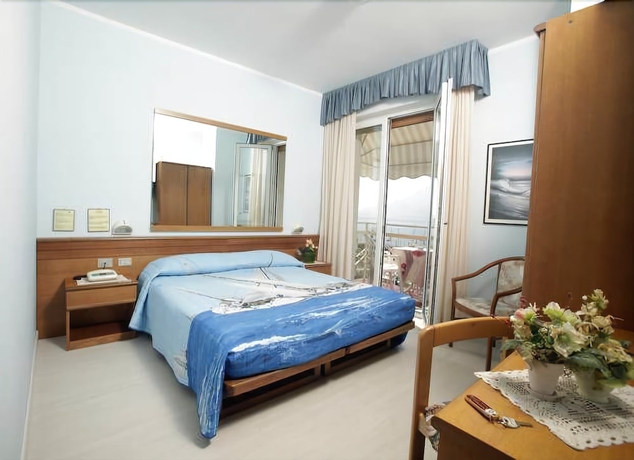 Imagen de la habitación del Hotel Firenze, Brenzone . Foto 2