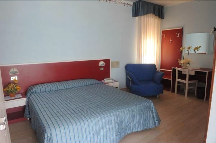 Imagen de la habitación del Hotel Firenze, Brenzone . Foto 6