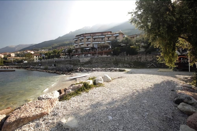 Imagen general del Hotel Firenze, Brenzone . Foto 1