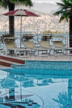 Imagen de la piscina del Hotel Firenze, Brenzone . Foto 16