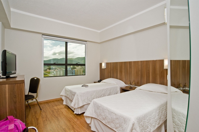 Imagen de la habitación del Hotel Firenze Business. Foto 8