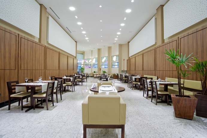 Imagen del bar/restaurante del Hotel Firenze Business. Foto 6