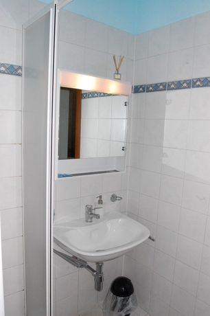 Imagen de la habitación del Hotel Firenze Lugano. Foto 9