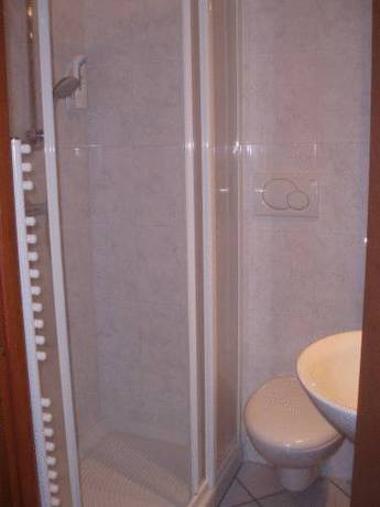 Imagen de la habitación del Hotel Firenze, Saronno. Foto 8