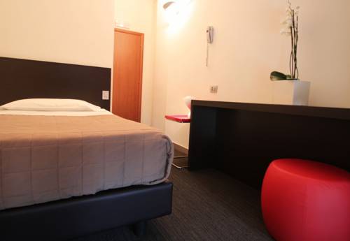 Imagen de la habitación del Hotel Firenze, Saronno. Foto 18