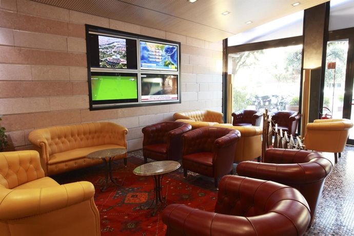 Imagen de los interiores del Hotel Firenze, Verona. Foto 14
