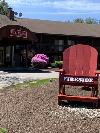 Imagen general del Hotel Fireside Inn And Suites Gilford. Foto 1